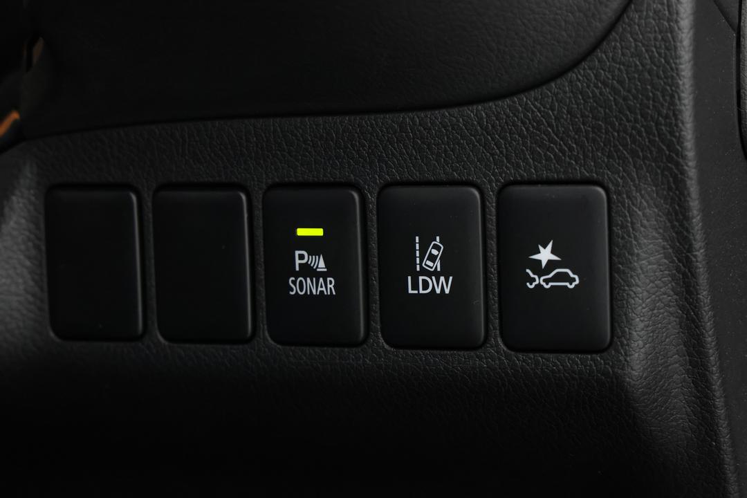 2018 Mitsubishi Outlander Es Adas 5 Seat (2WD), Automatic, 47794 km, Utility Switches/Buttons