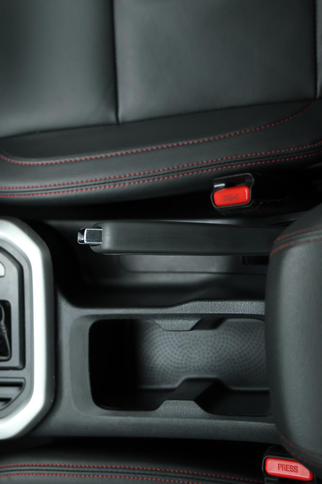 2021 LDV T60 Luxe (4x4), Automatic, 73725 km, Dashboard View