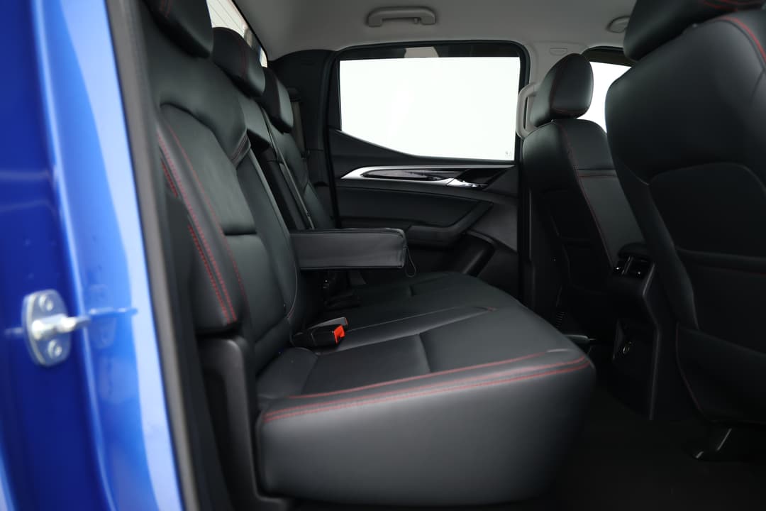 2021 LDV T60 Luxe (4x4), Automatic, 73725 km, Boot Inside View with Luggage