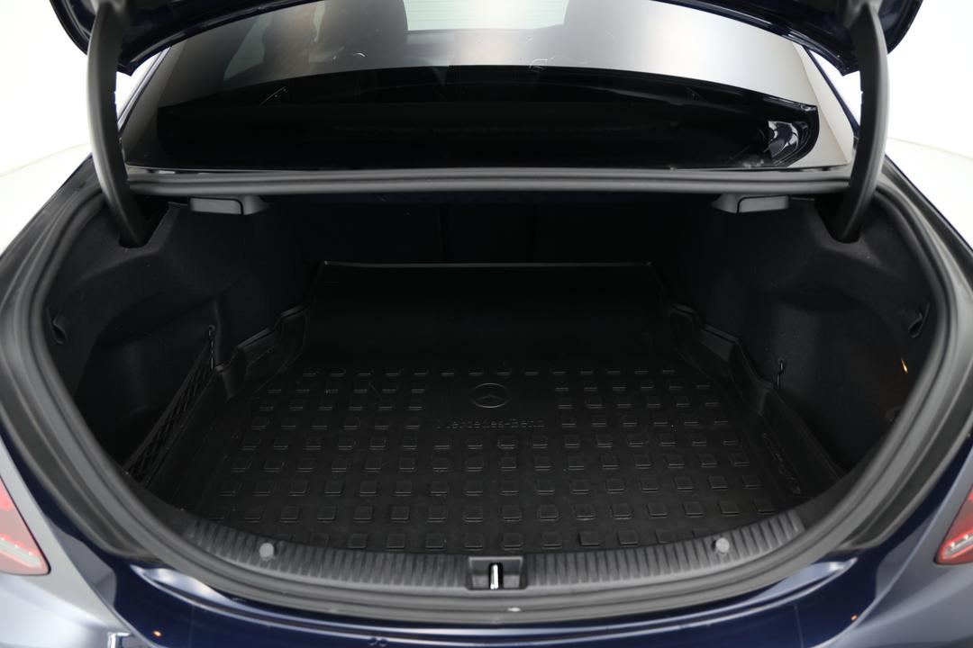 2018 Mercedes-benz C300 C300, Automatic, 82554 km, Boot Inside View