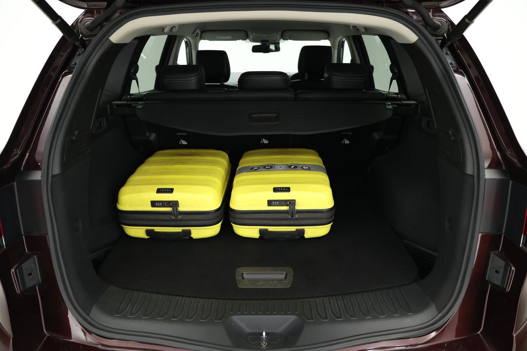 2023 Renault Koleos Zen (4x2), Automatic, 54752 km, Boot Inside View with Luggage