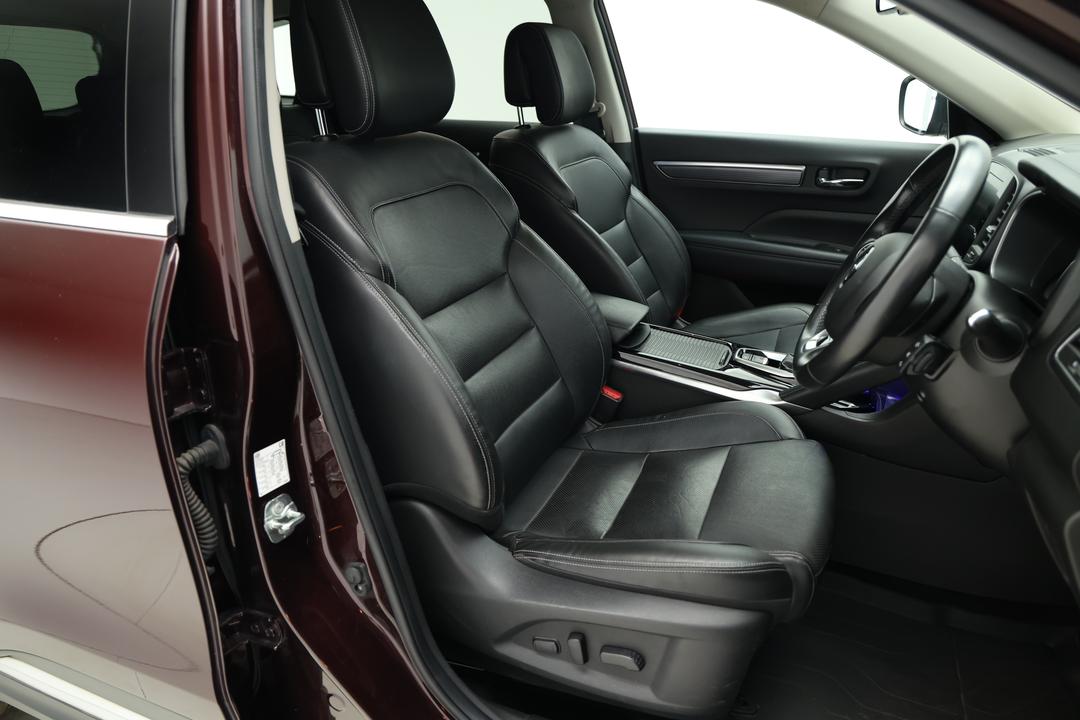 2023 Renault Koleos Zen (4x2), Automatic, 54752 km, Drivers Side Door Panel Controls
