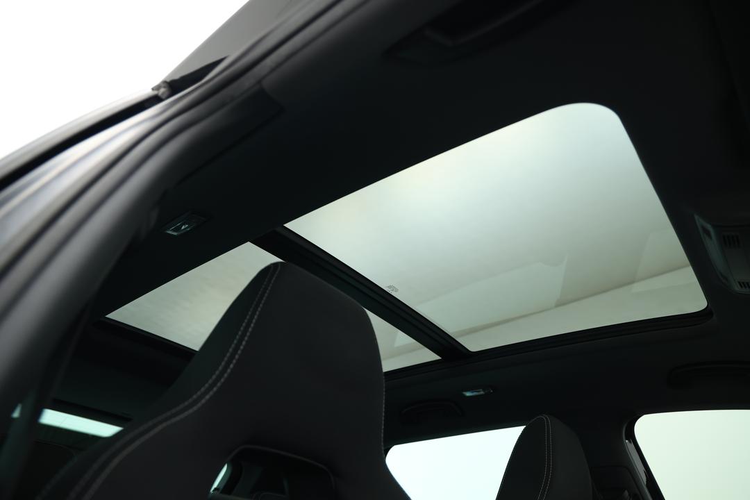 2020 SKODA Karoq 140tsi Sportline (4x4), Automatic, 61427 km, Right Side Front Door Cabin View