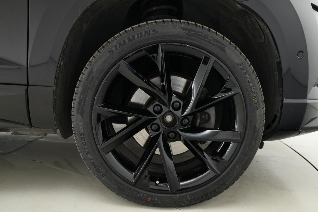 2020 SKODA Karoq 140tsi Sportline (4x4), Automatic, 61427 km, Right Front Wheel