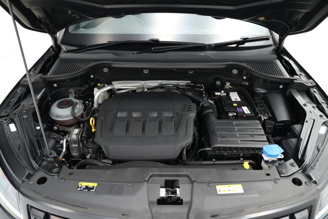 2020 SKODA Karoq 140tsi Sportline (4x4), Automatic, 61427 km, Open Bonnet (Engine)