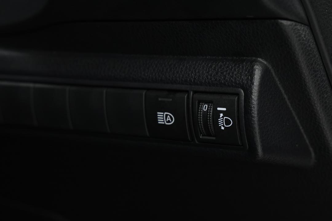 2024 Toyota Corolla Ascent Sport + Conv Pk Hybrid, Automatic, 42961 km, Utility Switches/Buttons