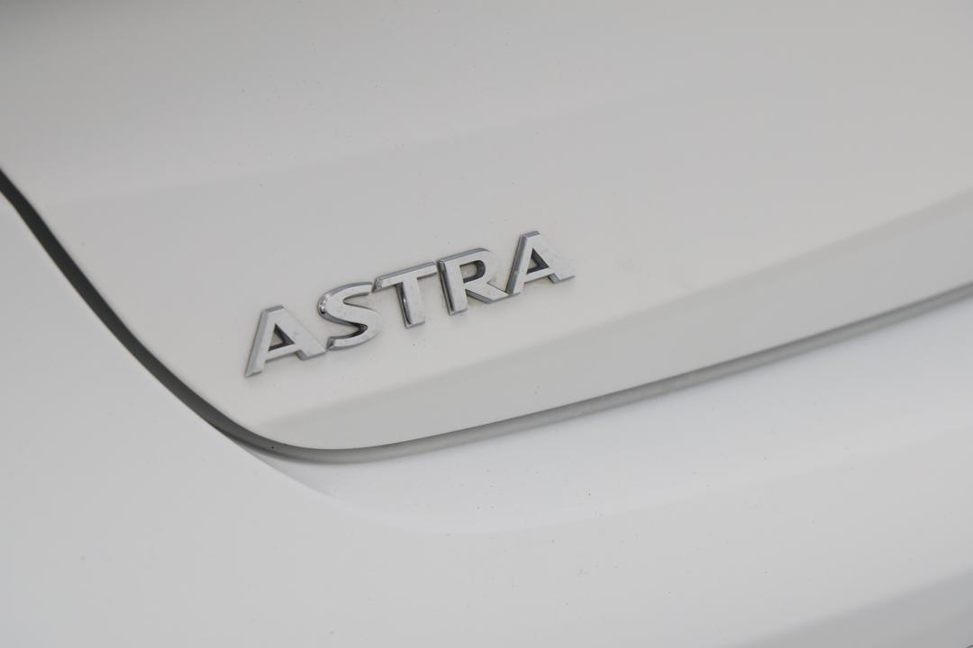 2017 Holden Astra R, Automatic, 87874 km, Badge (Boot Left Side)