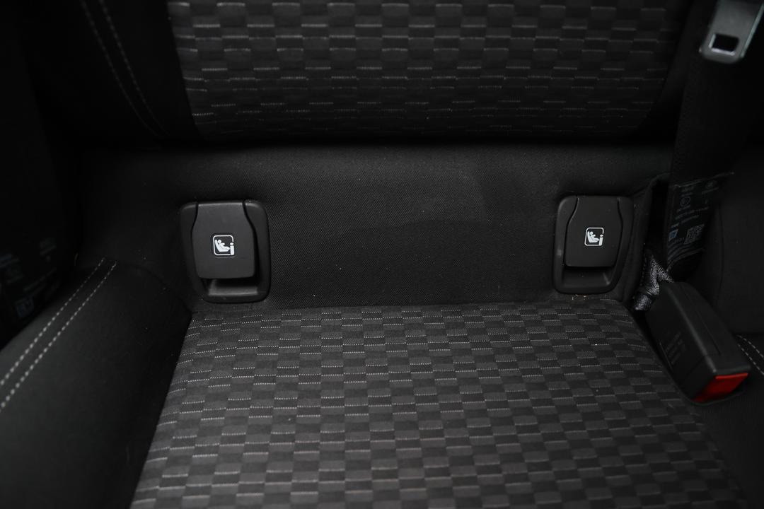 2017 Holden Astra R, Automatic, 87874 km, On-Roof Controls/Sunglass holder