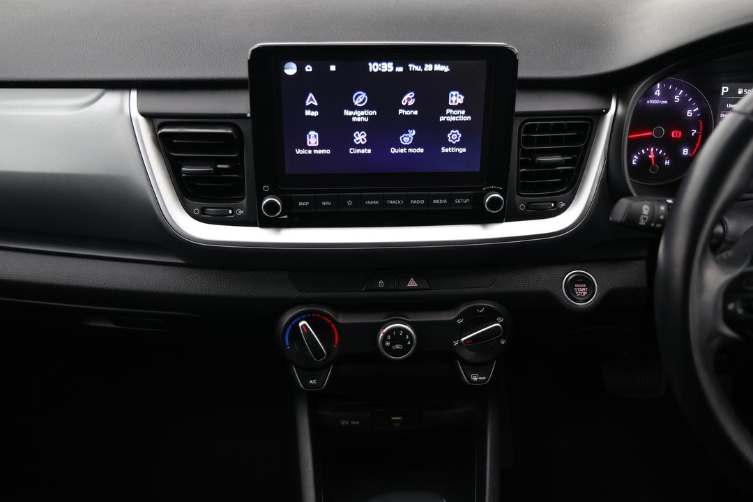 2022 Kia Stonic Sport, Automatic, 64001 km, Center Console