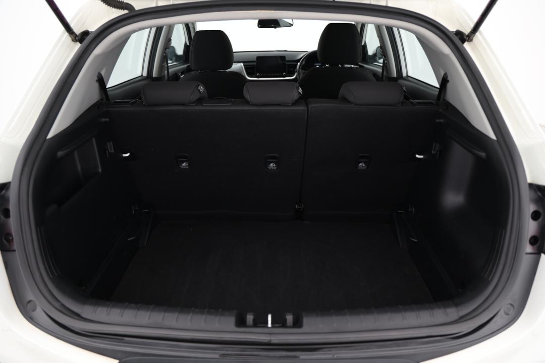 2022 Kia Stonic Sport, Automatic, 64001 km, Boot Inside View