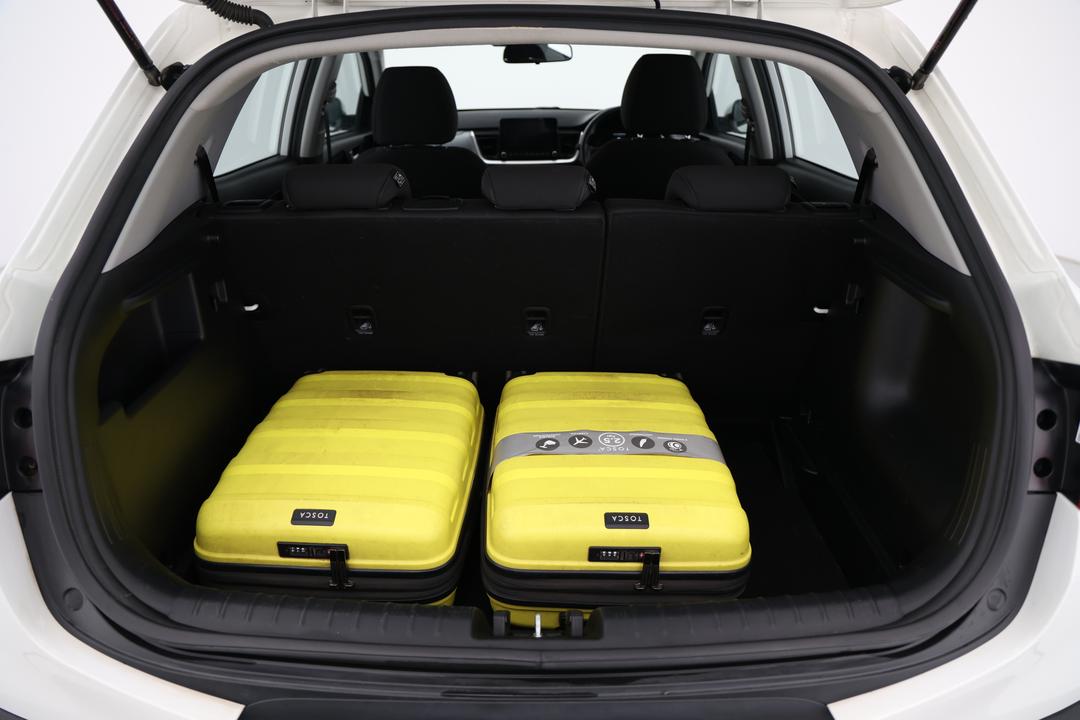 2022 Kia Stonic Sport, Automatic, 64001 km, Boot Inside View with Luggage