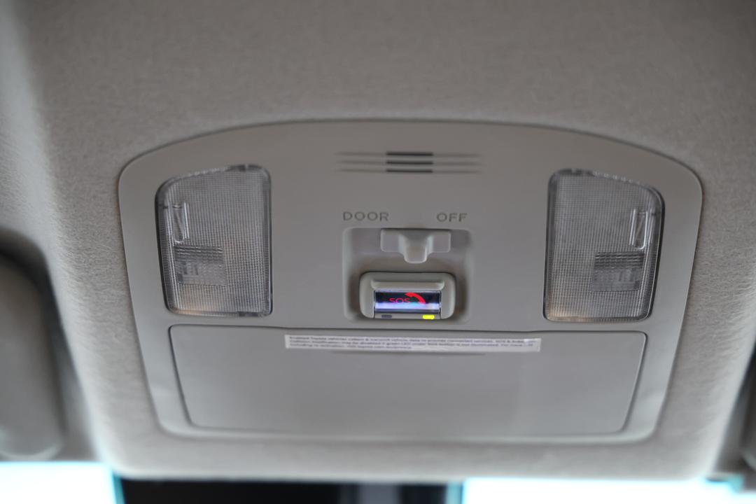 2021 Toyota Fortuner Crusade, Automatic, 92699 km, Pedals and Footmat