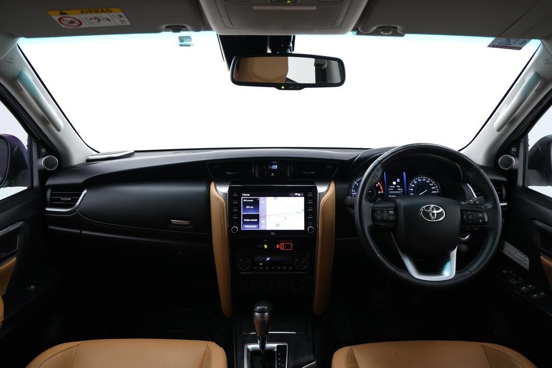 2021 Toyota Fortuner Crusade, Automatic, 92699 km, Dashboard View