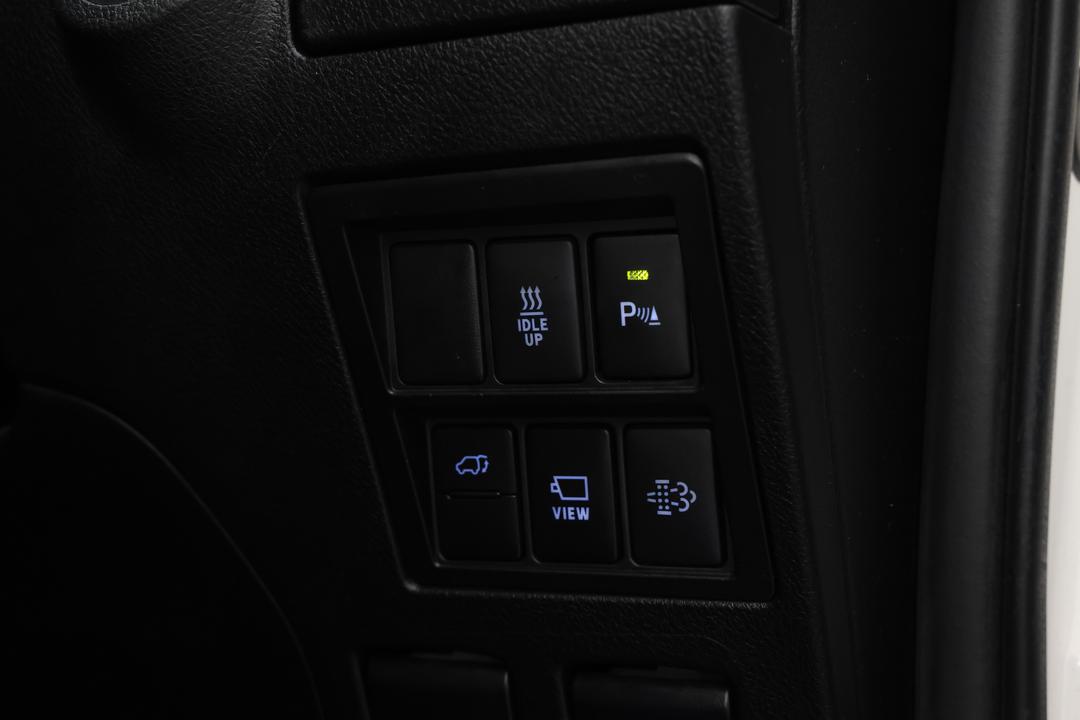 2021 Toyota Fortuner Crusade, Automatic, 92699 km, Right Side Front Door Cabin View