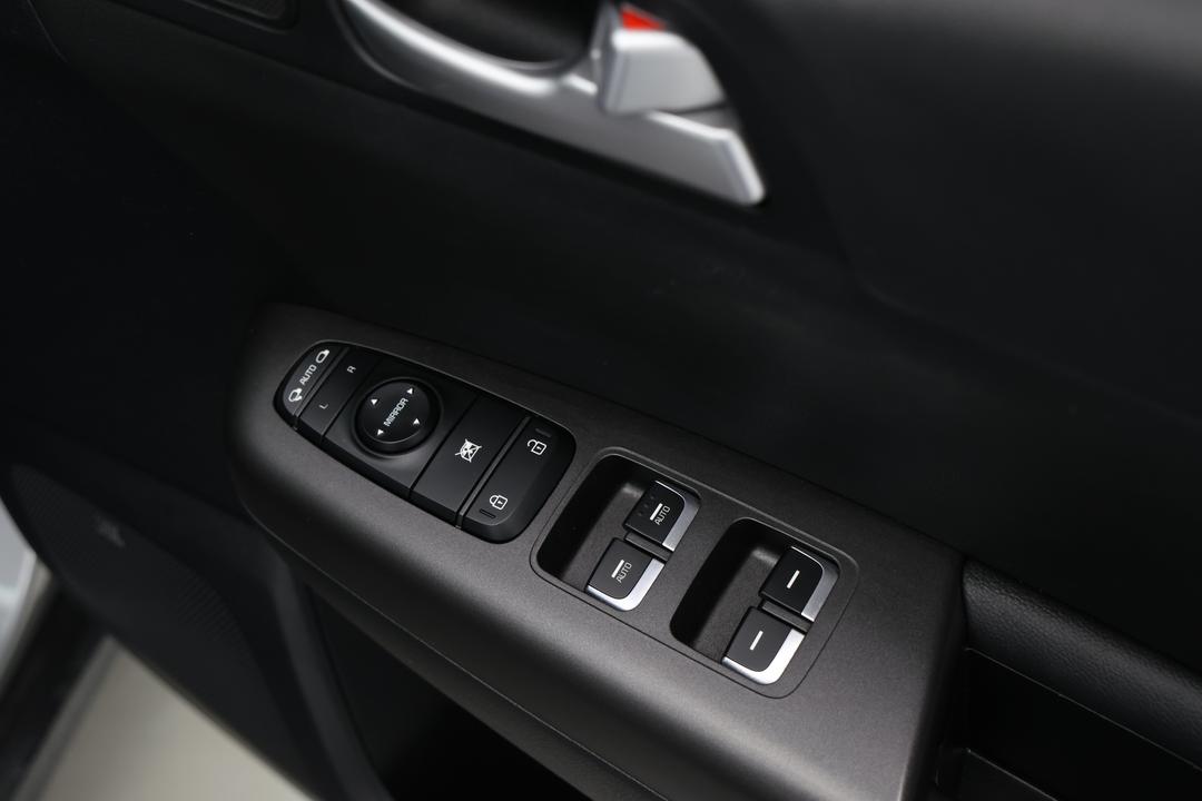 2020 Kia Sportage Sx+ (FWD), Automatic, 60238 km, Drivers Side Door Panel Controls
