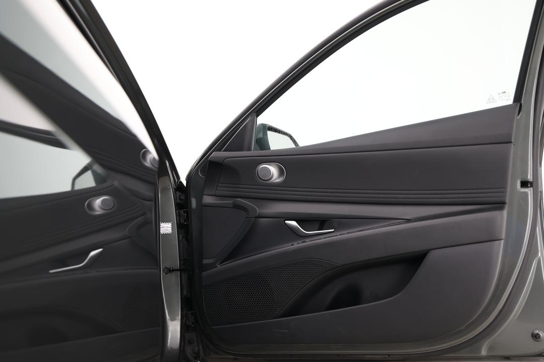 2021 Hyundai i30 Active, Automatic, 47586 km, Speaker View