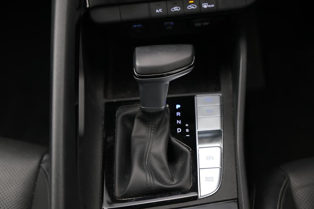 2021 Hyundai i30 Active, Automatic, 47586 km, Handbrake