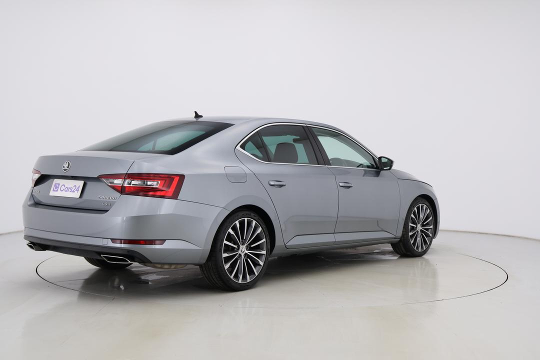 2016 SKODA Superb 206 Tsi (4x4), Automatic, 148823 km, Right Back Diagonal (45- Degree) View