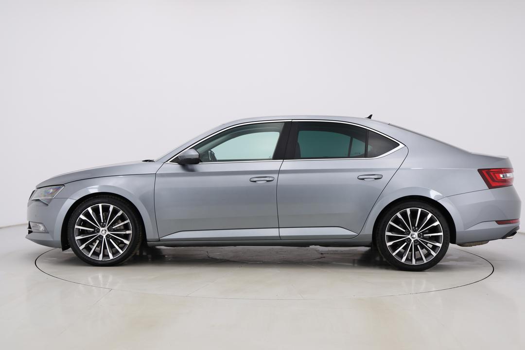2016 SKODA Superb 206 Tsi (4x4), Automatic, 148823 km, Left Side View