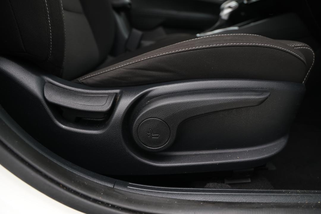 2021 Kia Cerato S, Automatic, 72502 km, Drivers Side Adjustment Panel