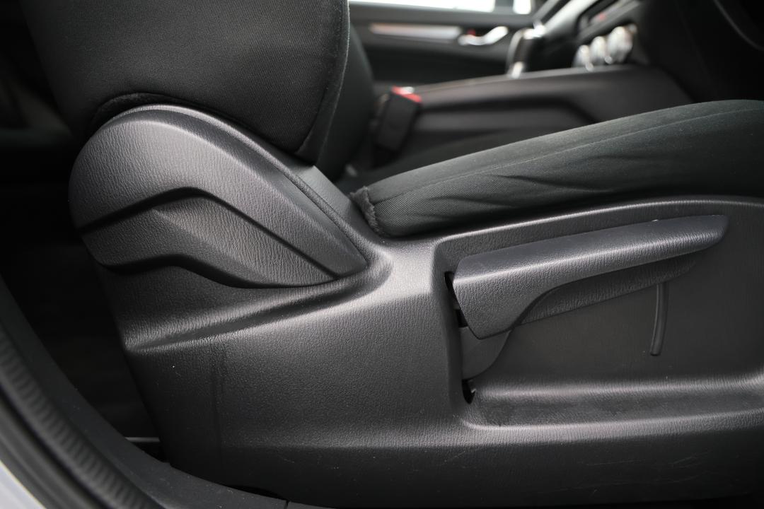 2023 Mazda CX-5 G20 Maxx (FWD), Automatic, 47275 km, Drivers Side Adjustment Panel