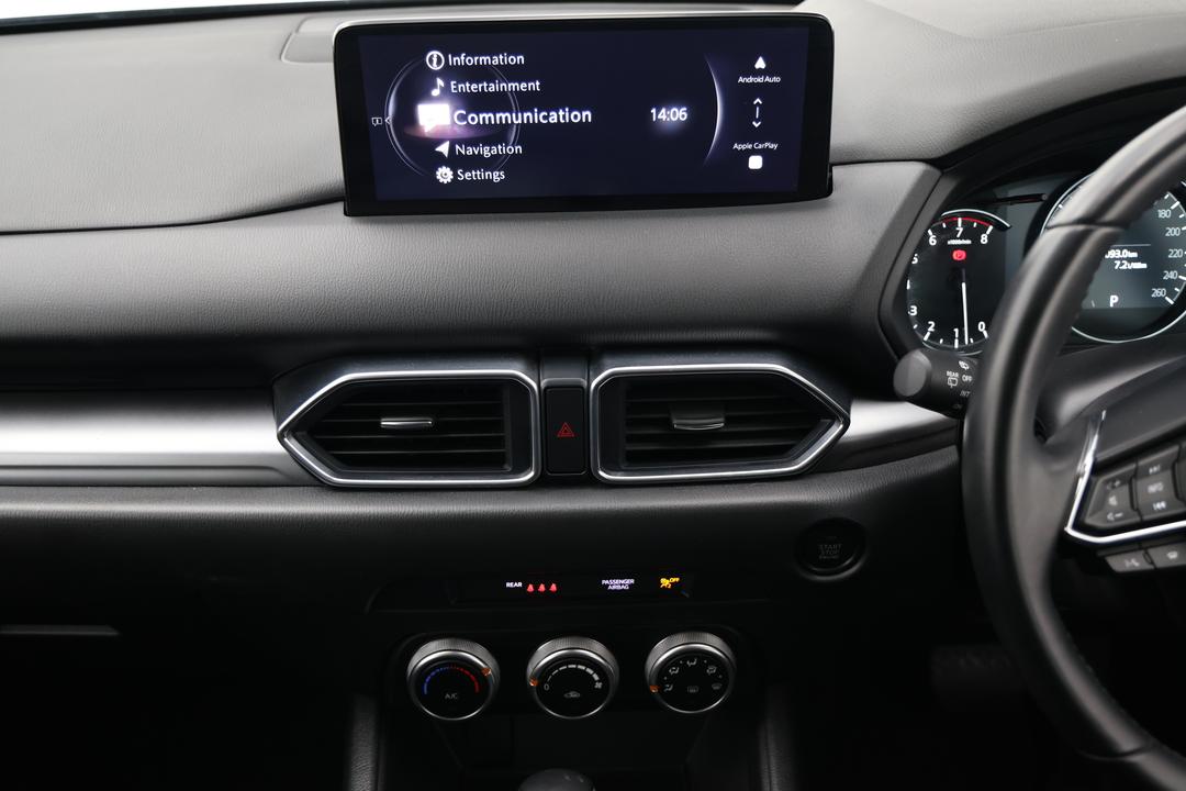 2023 Mazda CX-5 G20 Maxx (FWD), Automatic, 47275 km, Steering Wheel Close-up