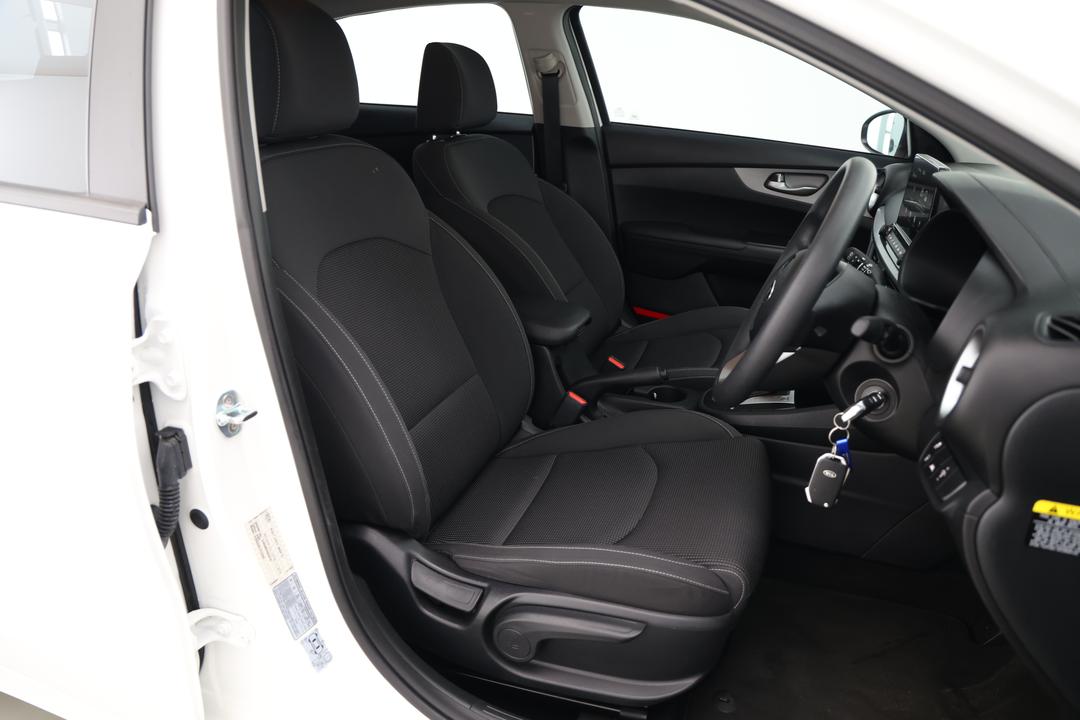 2021 Kia Cerato S, Automatic, 45140 km, Drivers Side Adjustment Panel