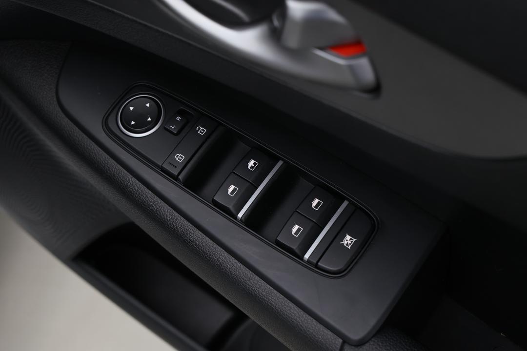 2021 Kia Cerato S, Automatic, 45140 km, Speaker View