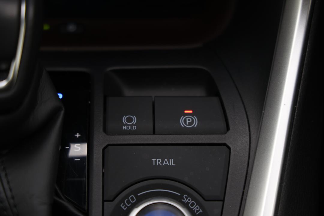 2024 Toyota RAV4 Cruiser (AWD) Hybrid, Automatic, 28354 km, Gear Lever 