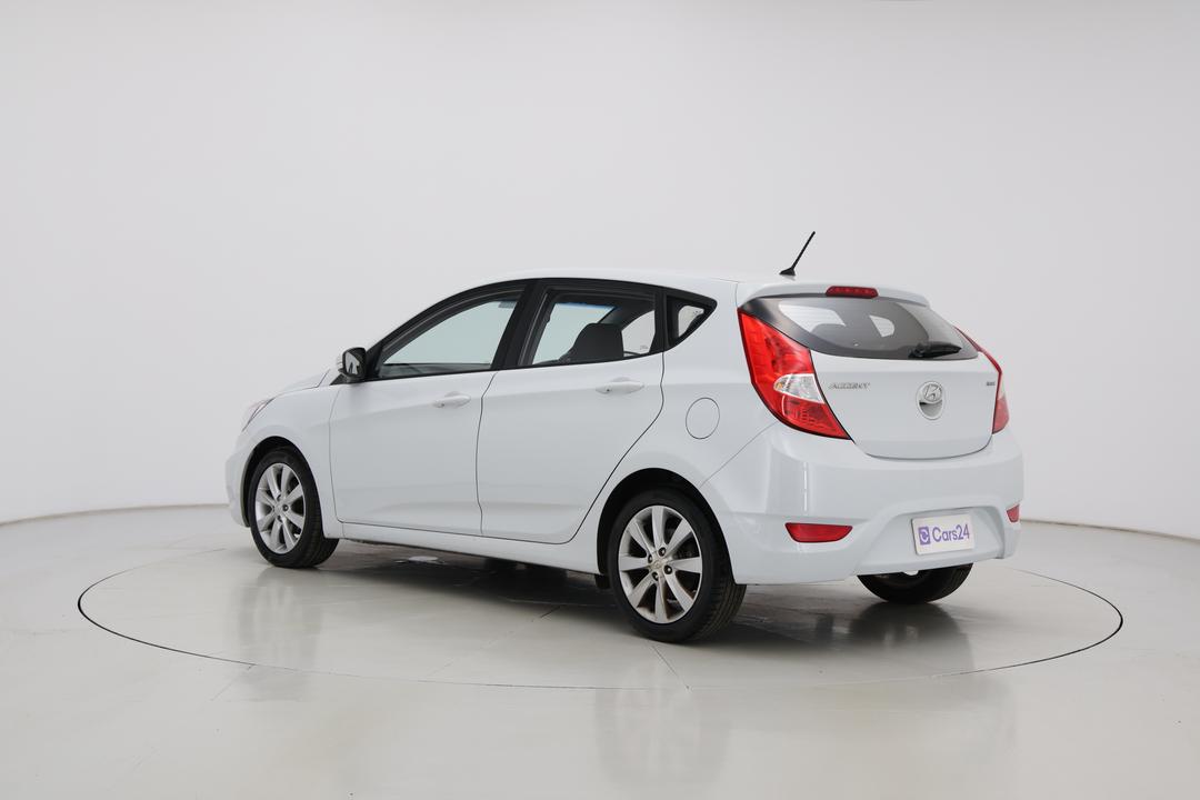 2017 Hyundai Accent Sport, Automatic, 163242 km, Left Back Diagonal (45- Degree) View