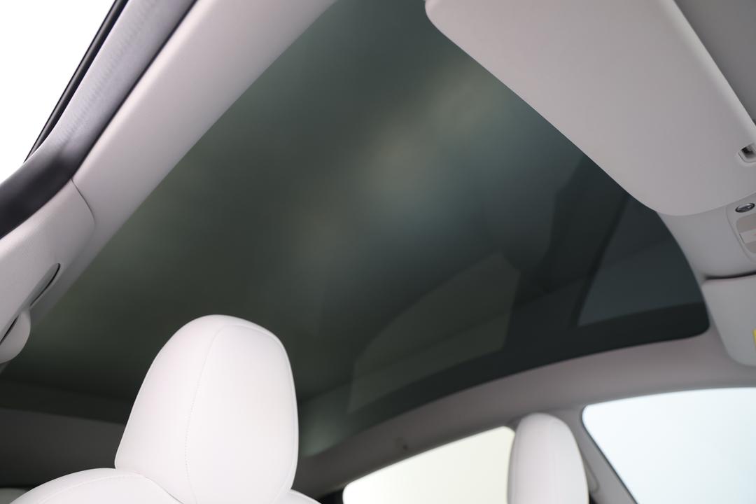 2023 Tesla Model Y Performance, Automatic, 25844 km, Interior Sunroof/Moonroof