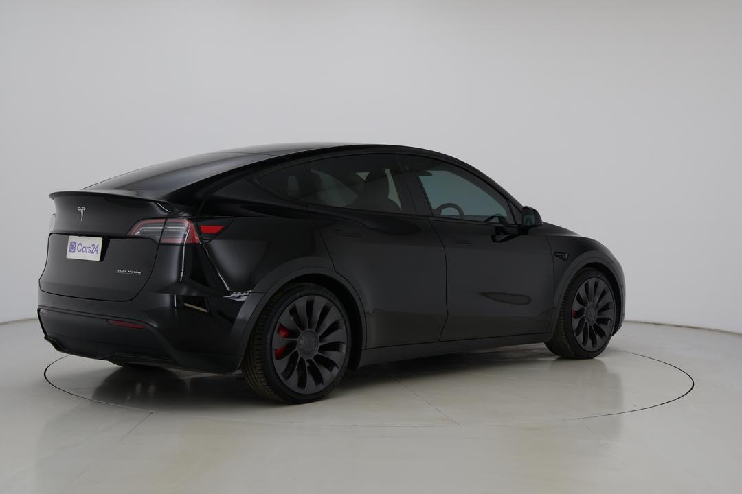 2023 Tesla Model Y Performance, Automatic, 25844 km, Right Back Diagonal (45- Degree) View