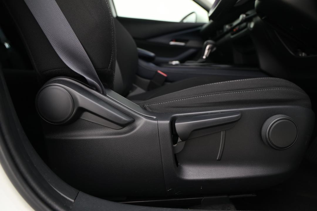 2020 Mazda CX-30 G20 Pure (FWD), Automatic, 41987 km, Drivers Side Adjustment Panel