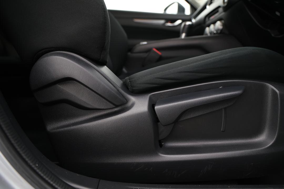 2023 Mazda CX-5 G20 Maxx (FWD), Automatic, 54138 km, Drivers Side Adjustment Panel