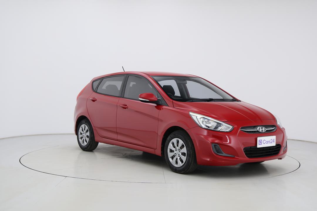 2016 Hyundai Accent Active, Automatic, 49760 km, Right Front Diagonal (45- Degree) View
