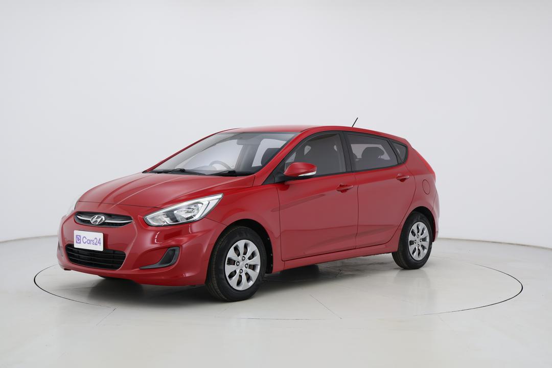 2016 Hyundai Accent Active, Automatic, 49760 km, Left Front Diagonal (45- Degree) View