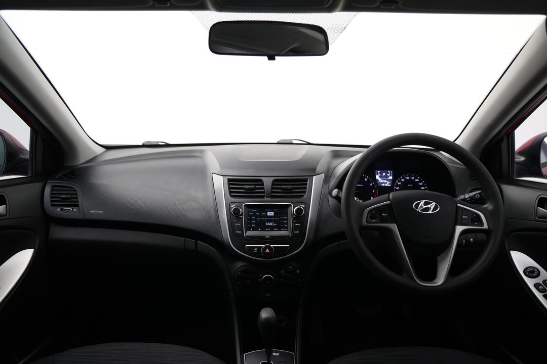 2016 Hyundai Accent Active, Automatic, 49760 km, Rear A/C Vent