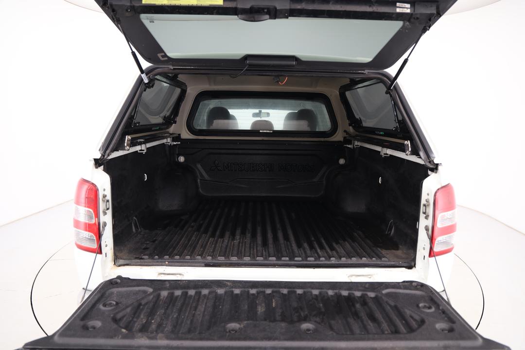 2018 Mitsubishi Triton Glx (4x4), Automatic, 102842 km, Boot Inside View