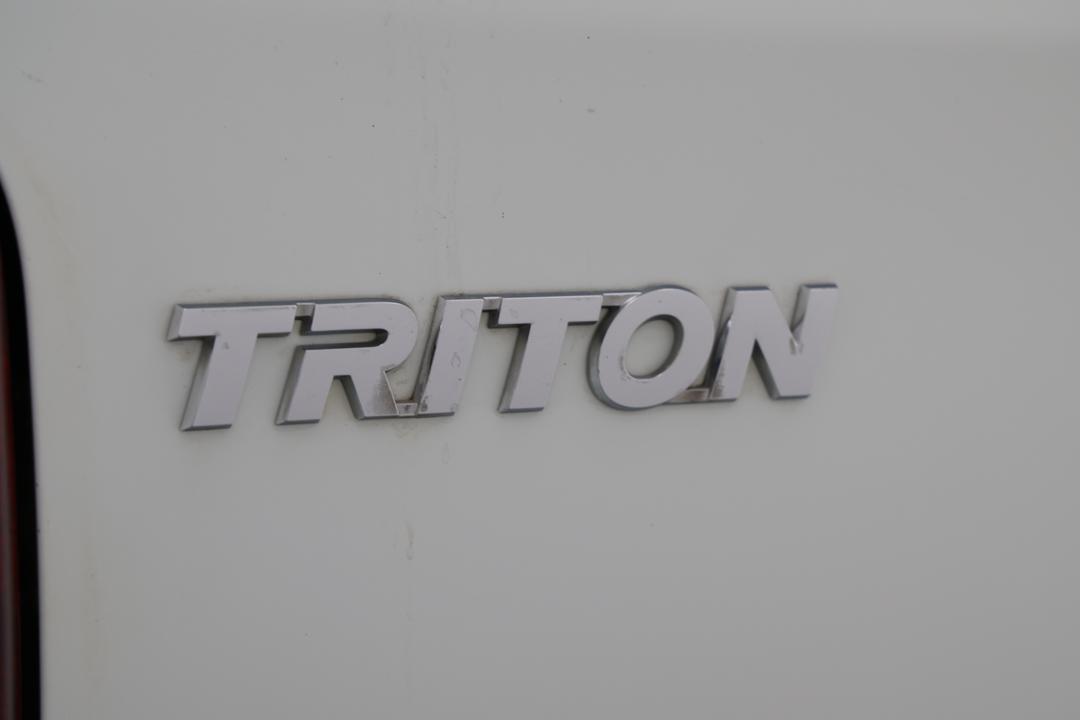 2018 Mitsubishi Triton Glx (4x4), Automatic, 102842 km, Badge (Boot Left Side)