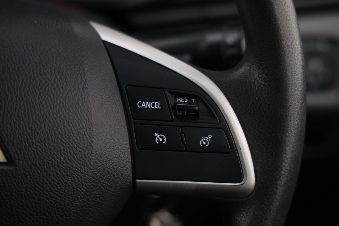2018 Mitsubishi Triton Glx (4x4), Automatic, 102842 km, Cruise Control