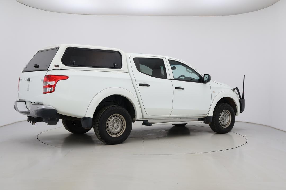 2018 Mitsubishi Triton Glx (4x4), Automatic, 102842 km, Right Back Diagonal (45- Degree) View