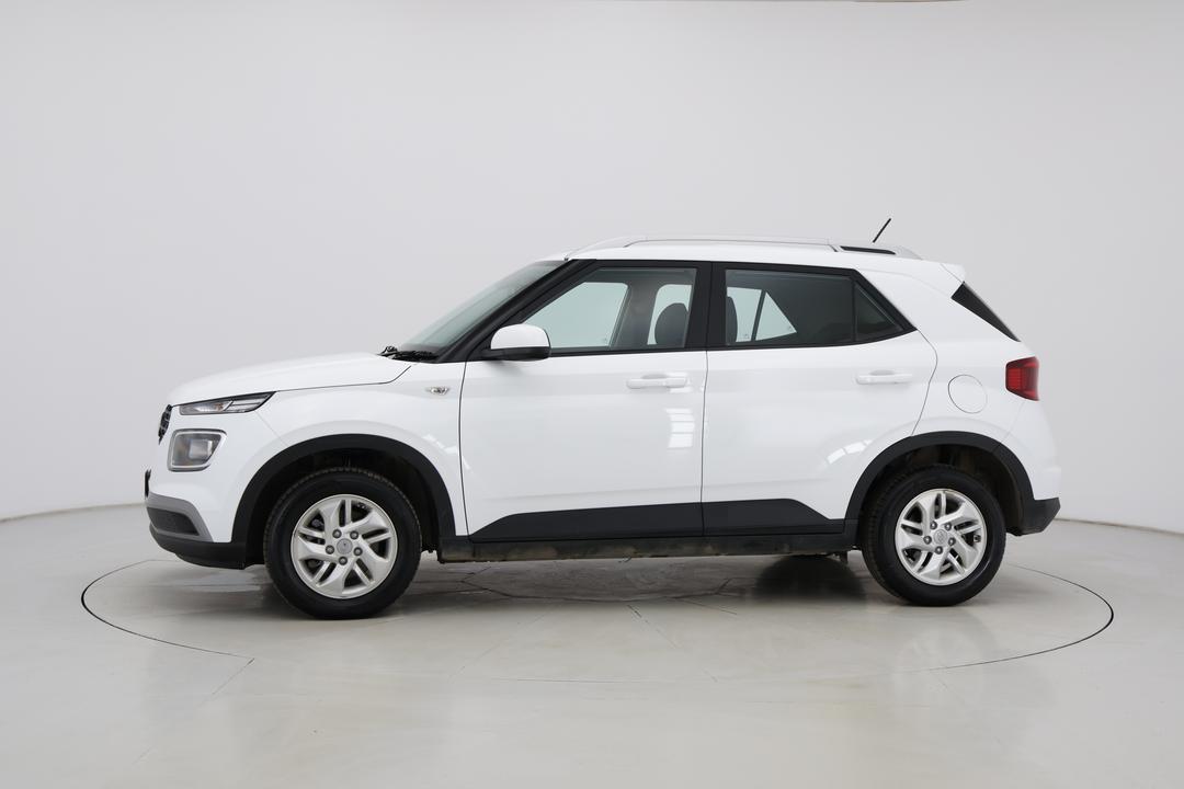 2025 Hyundai Venue Active, Automatic, 22789 km, Left Side View