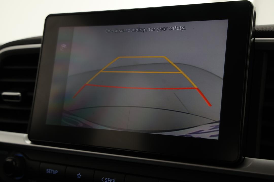 2025 Hyundai Venue Active, Automatic, 22789 km, Drivers Side Door Panel Controls