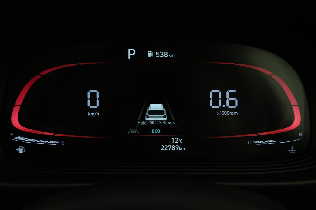 2025 Hyundai Venue Active, Automatic, 22789 km, Speaker View