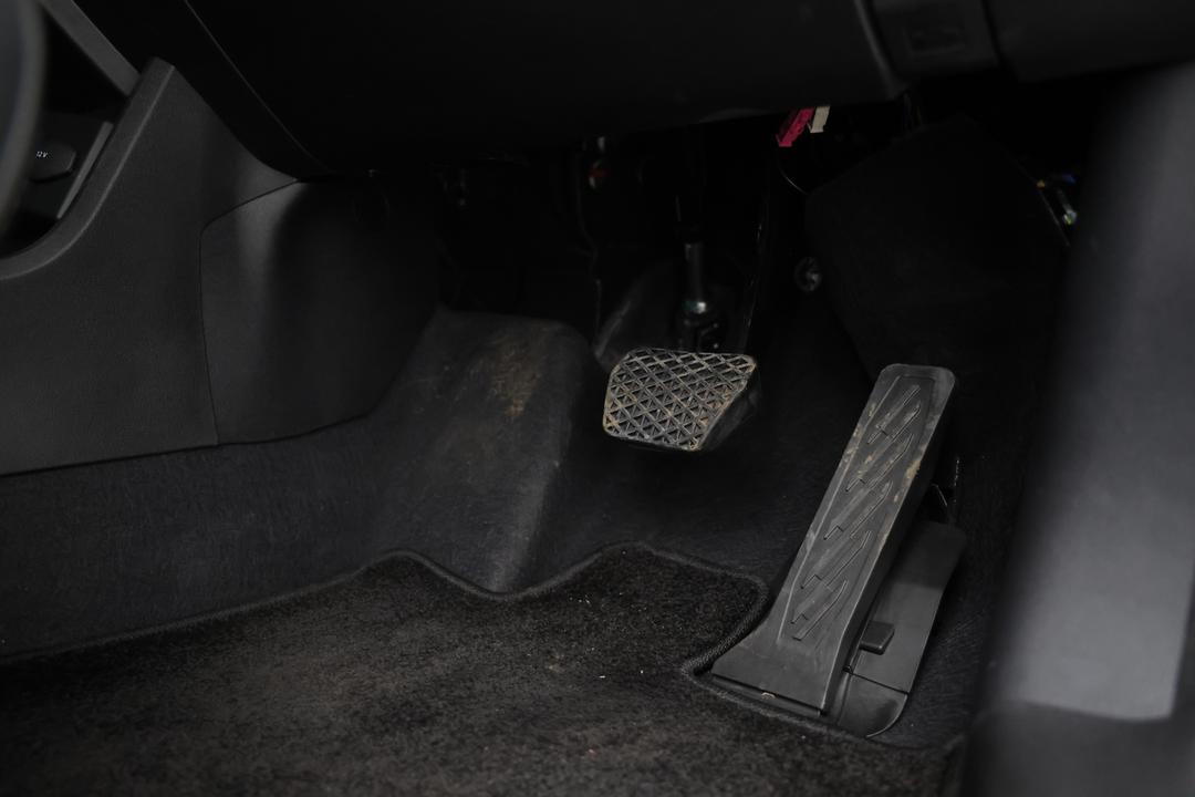 2025 Chery Tiggo 4 Pro Ultimate, Automatic, 2218 km, Drivers Side Adjustment Panel