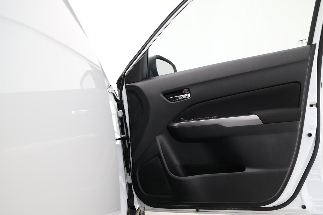 2024 Suzuki Vitara Turbo, Automatic, 34099 km, Speaker View