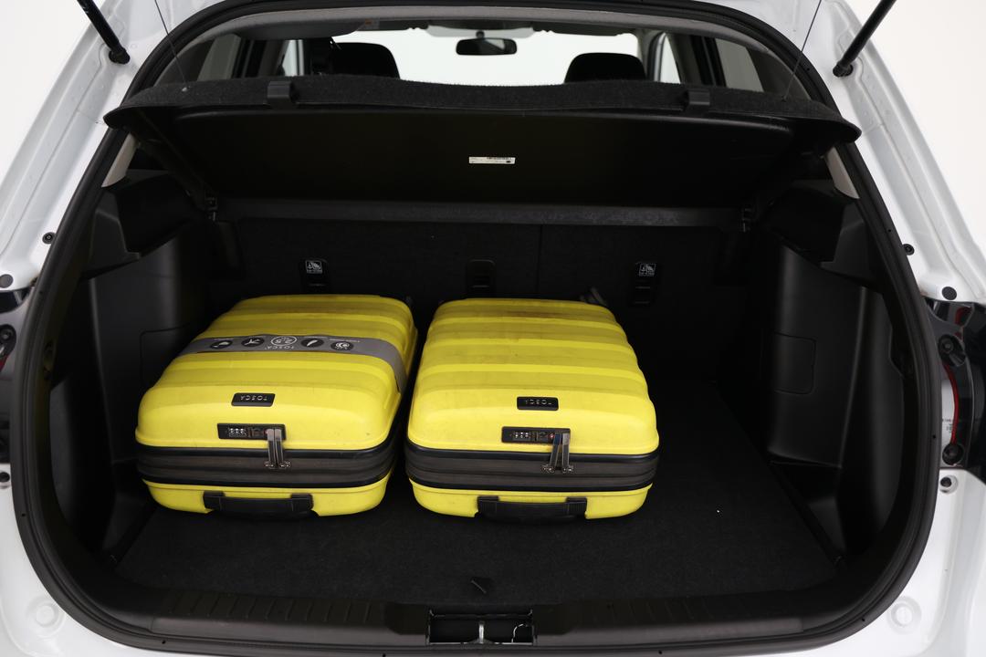 2024 Suzuki Vitara Turbo, Automatic, 34099 km, Boot Inside View with Luggage