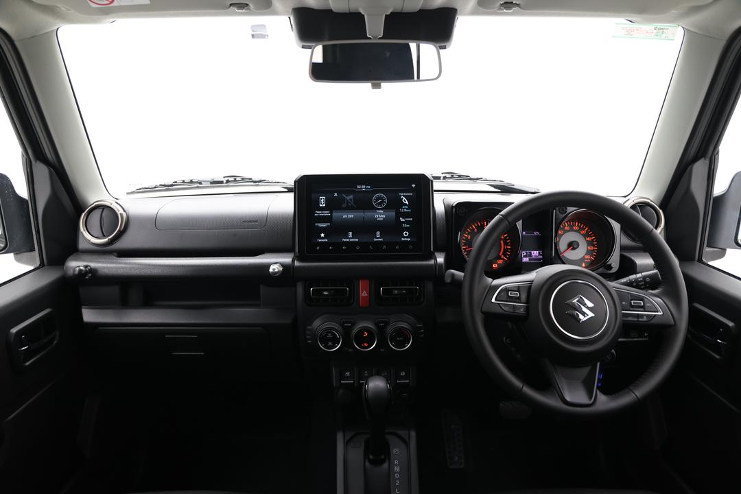 2024 Suzuki Jimny Xl, Automatic, 18375 km, Handbrake