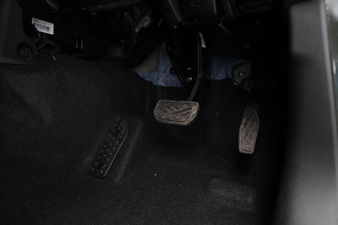 2024 Suzuki Jimny Xl, Automatic, 18375 km, Pedals and Footmat