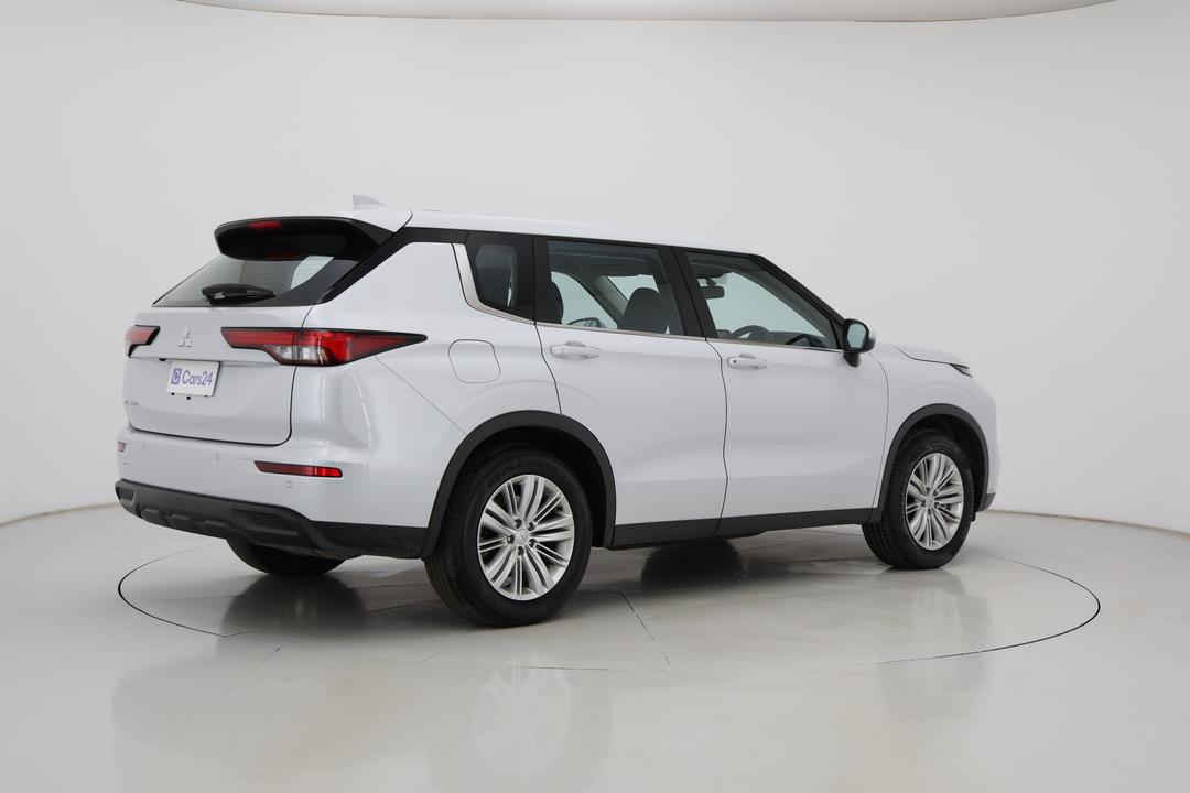 2024 Mitsubishi Outlander Es 5 Seat (2WD), Automatic, 26840 km, Right Back Diagonal (45- Degree) View